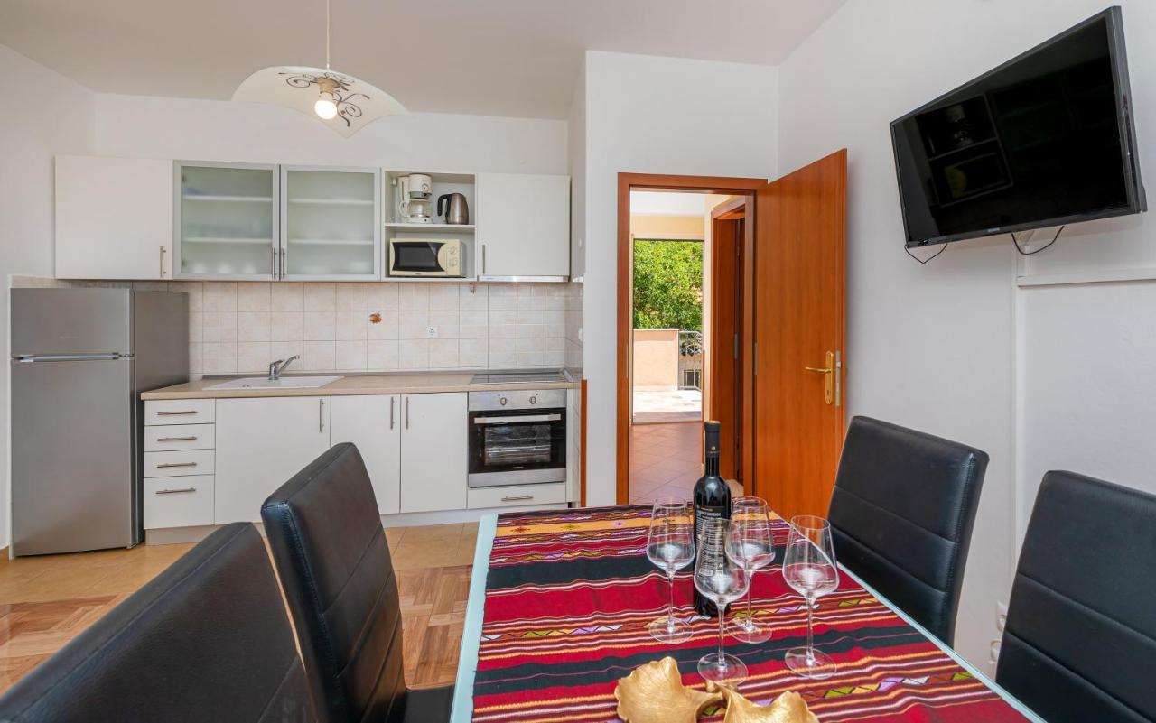 Apartments Bralovic オラサック エクステリア 写真
